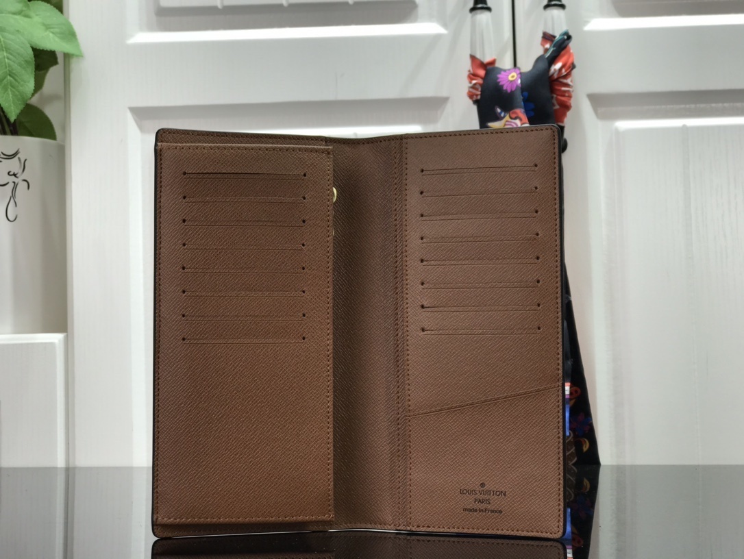 LV BRAZZA wallet M66540GZ
