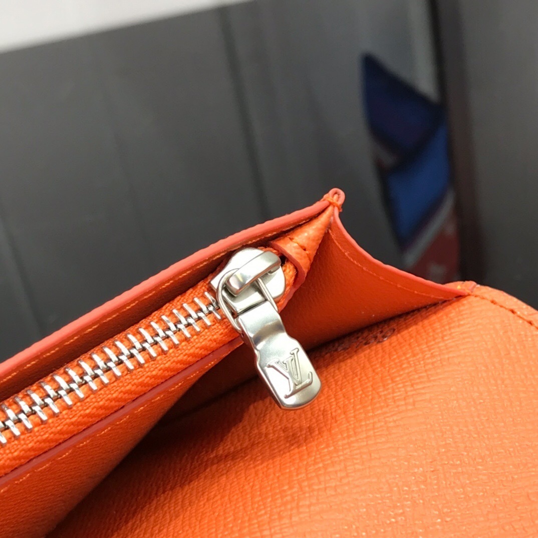 LV BRAZZA wallet M66540LC 