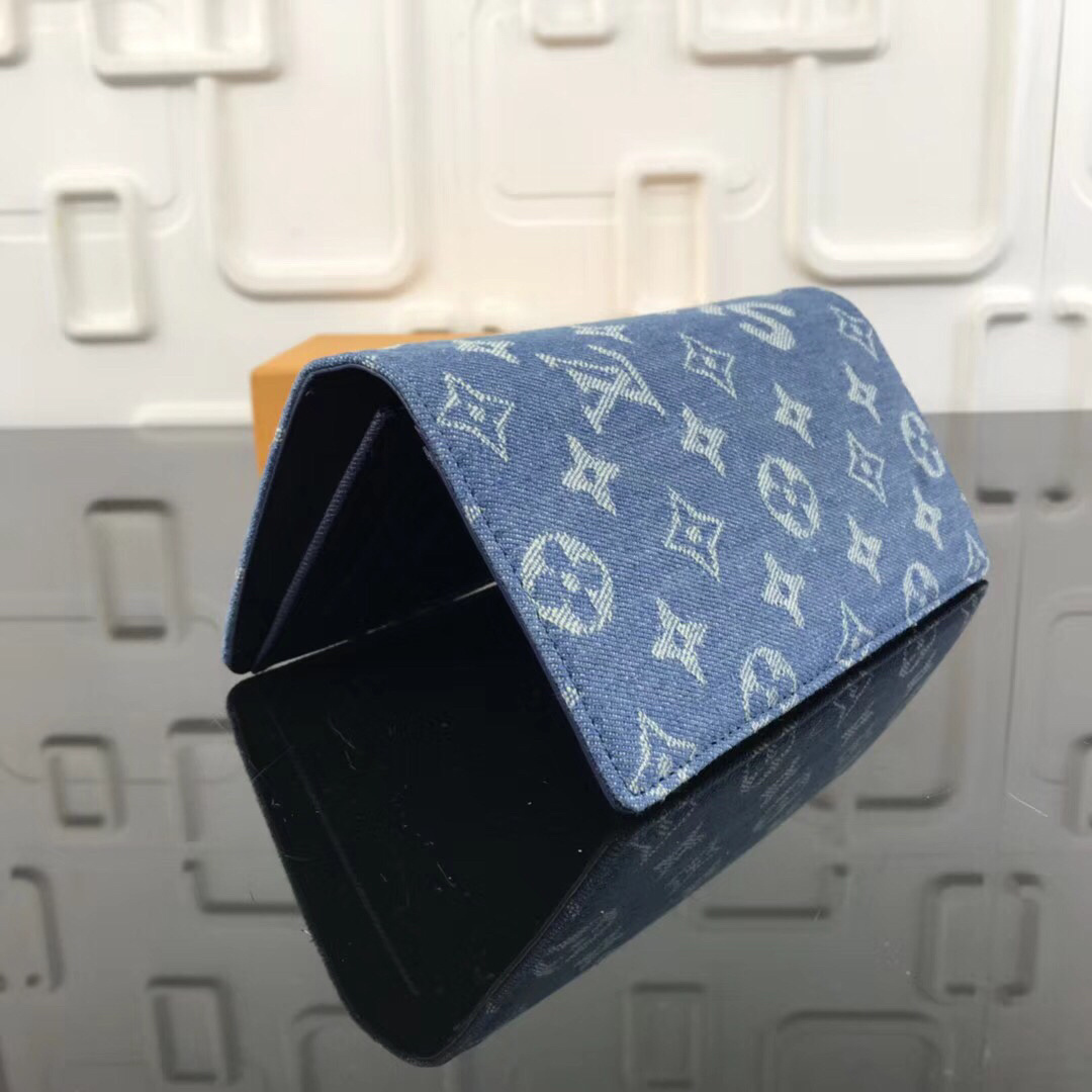 LV Brazza wallet M66540NZ 