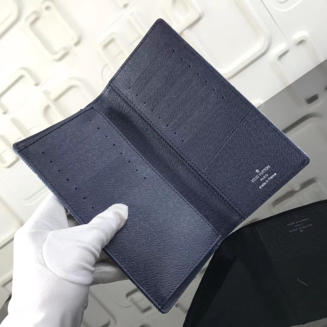 LV Brazza wallet M66540NZ 