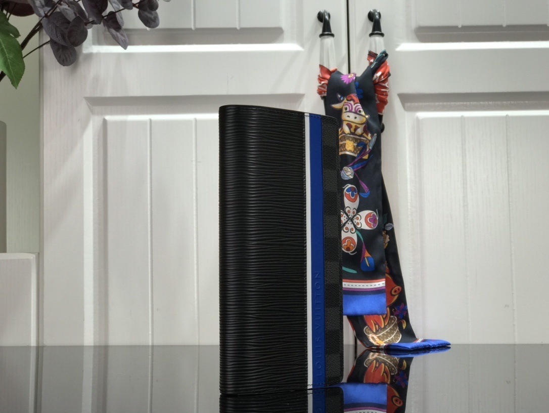 LV BRAZZA wallet M69540