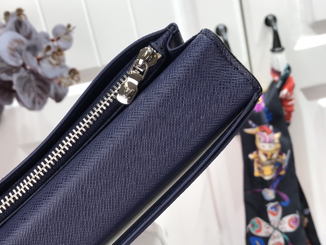 LV BRAZZA wallet M69540