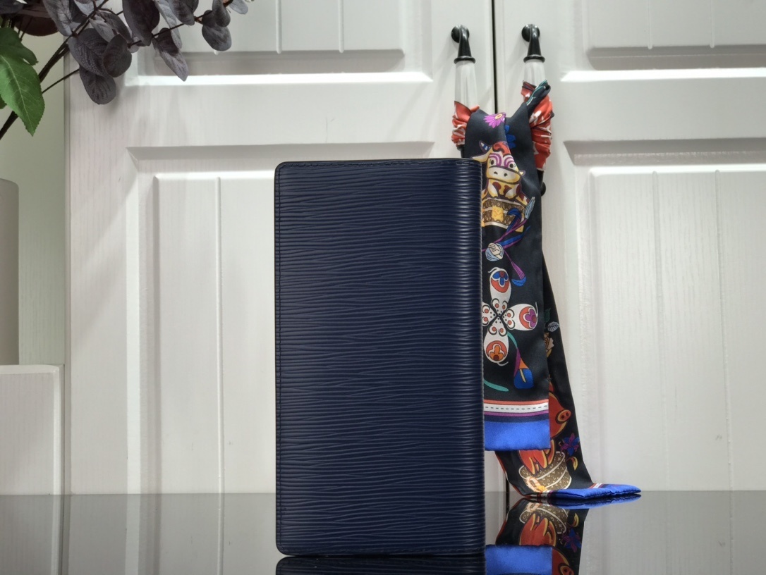 LV BRAZZA wallet M69540