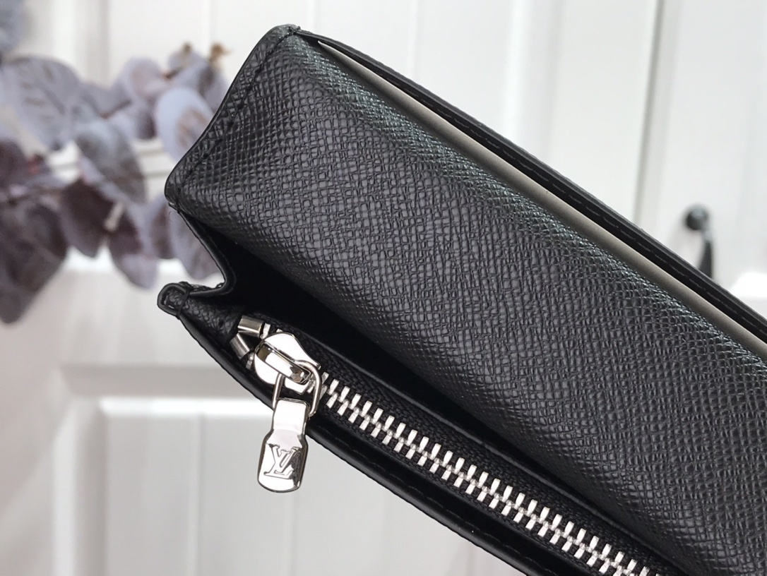 LV BRAZZA wallet M69540