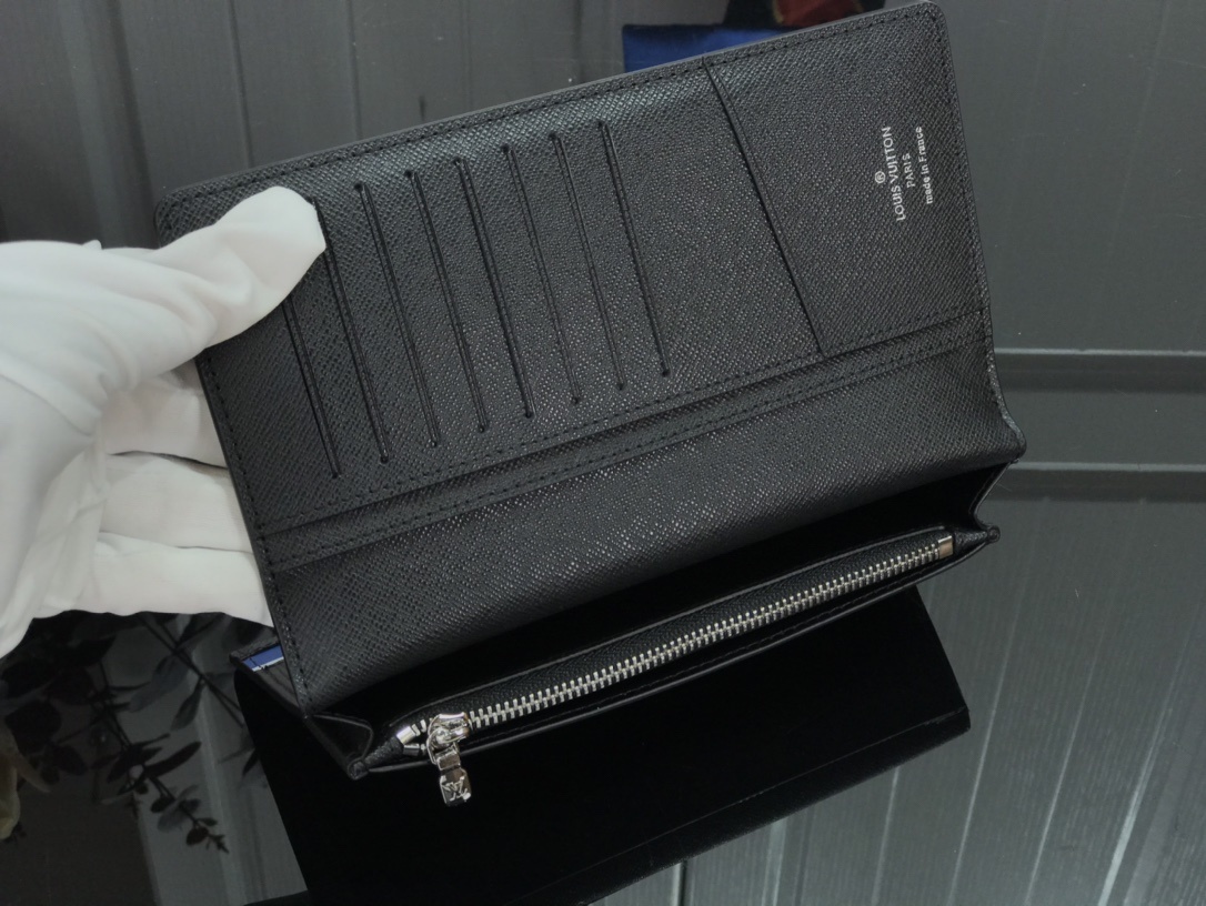 LV BRAZZA wallet M69540