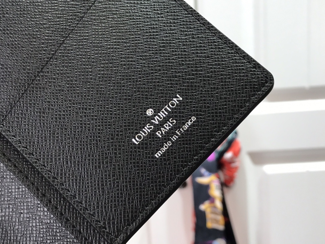 LV BRAZZA wallet M80019