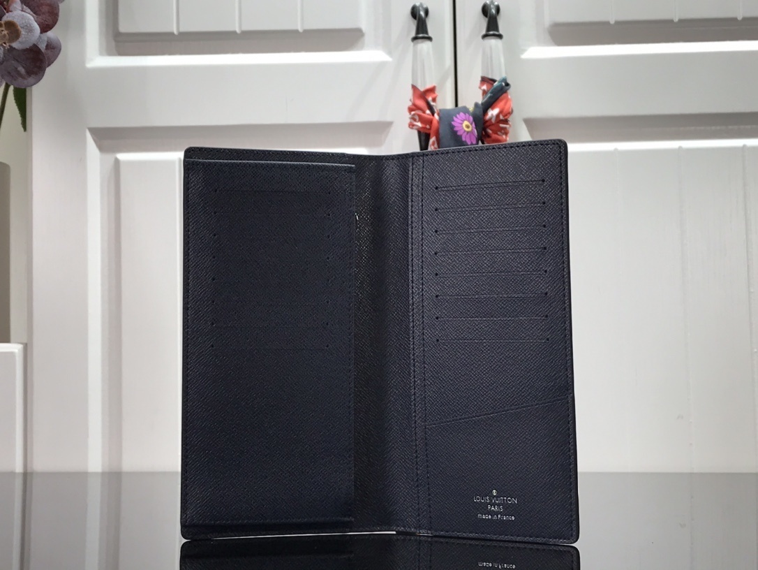 LV BRAZZA wallet M80457