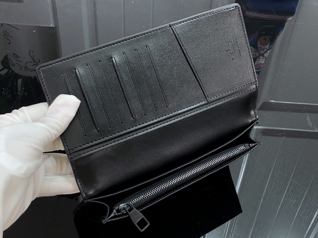 LV BRAZZA wallet M80503SZ