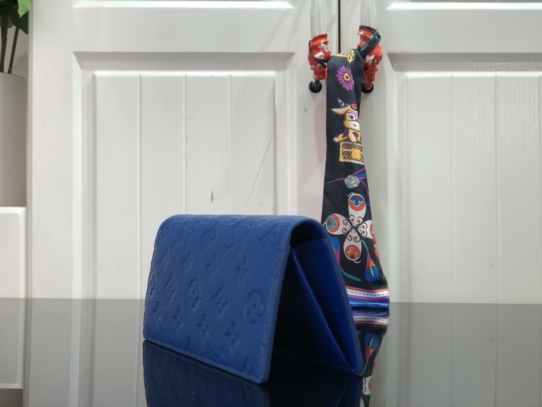 LV BRAZZA wallet M80592