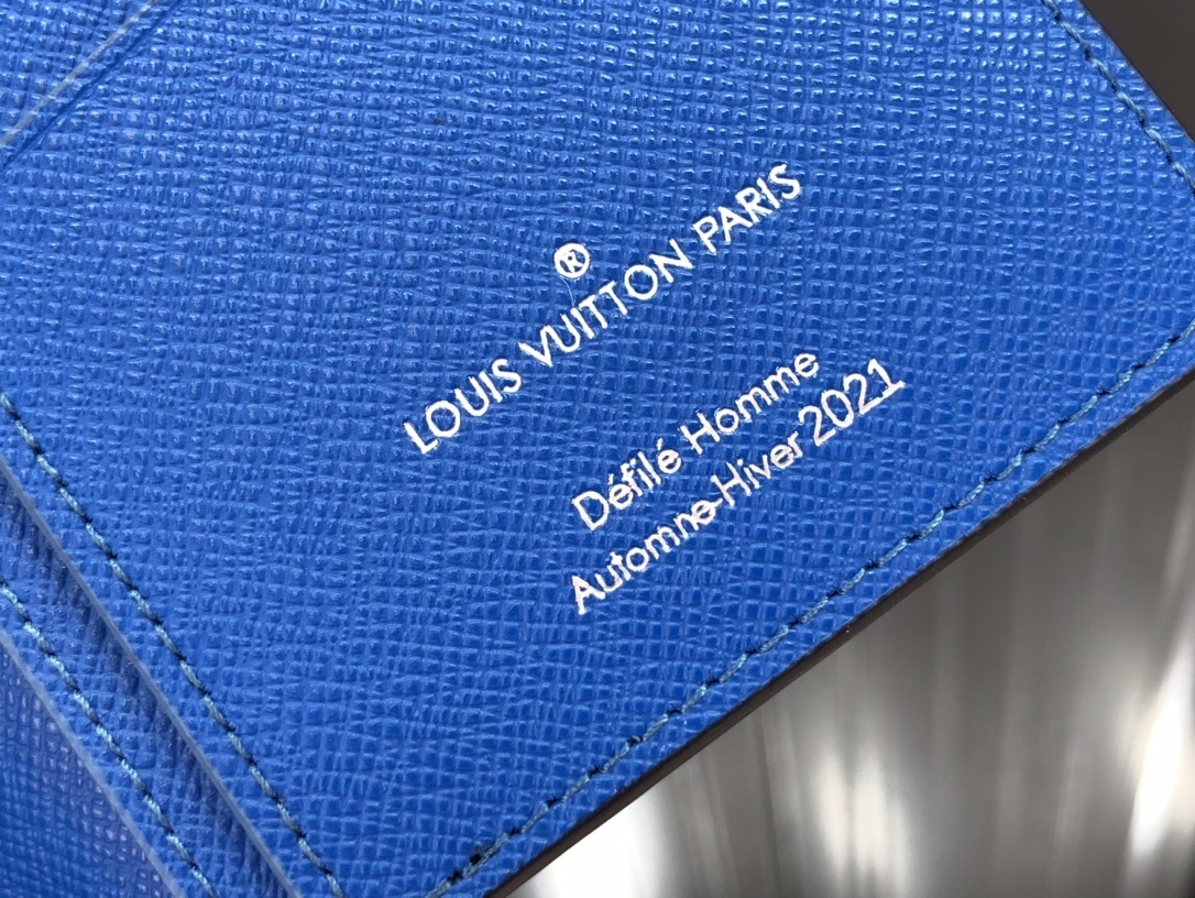 LV BRAZZA wallet M80801 