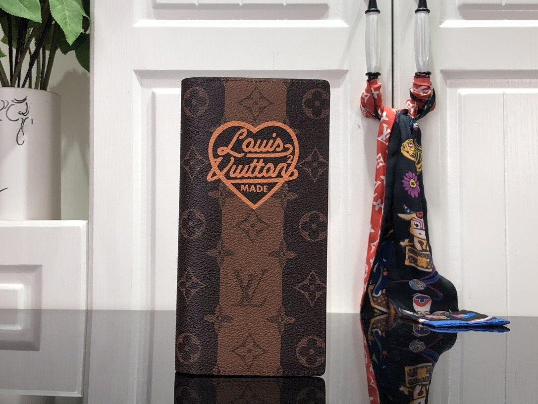 LV BRAZZA wallet M81008