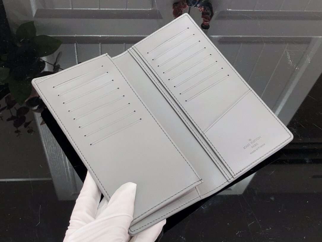 LV BRAZZA wallet M81335 