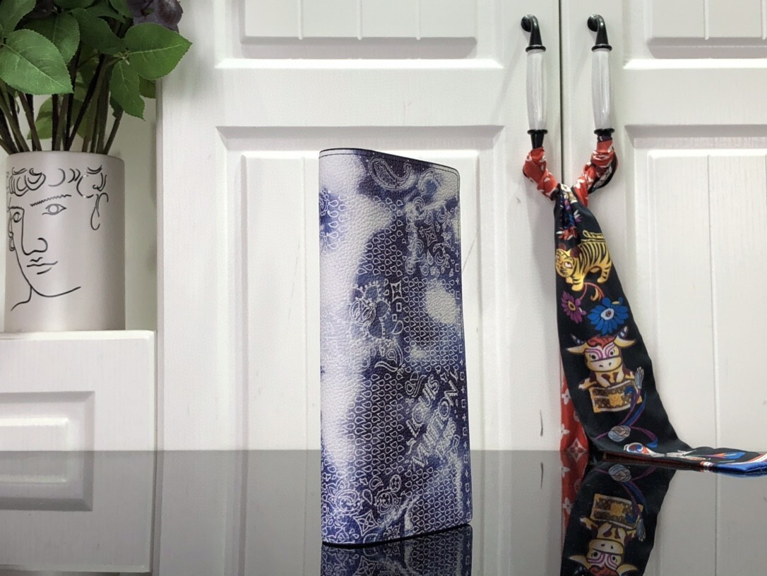 LV BRAZZA wallet M81405