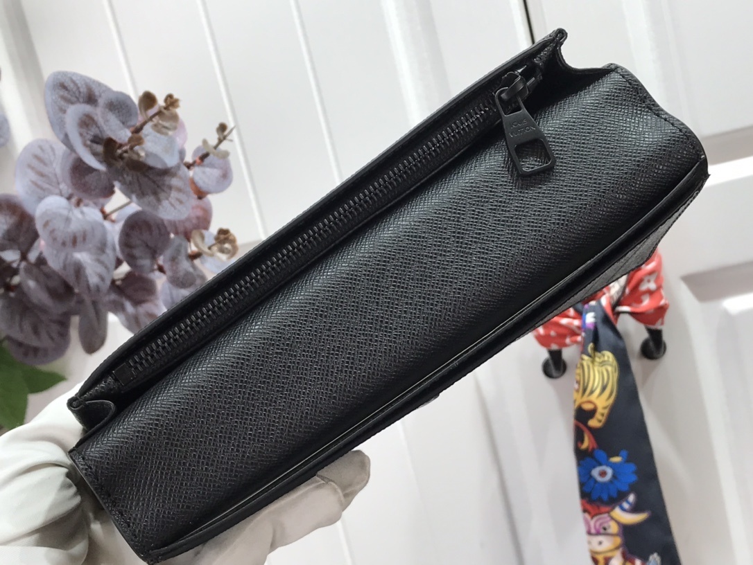 LV BRAZZA wallet N60393