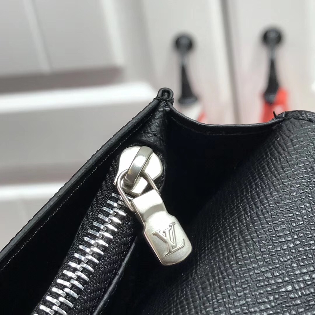 LV BRAZZA wallet N62665