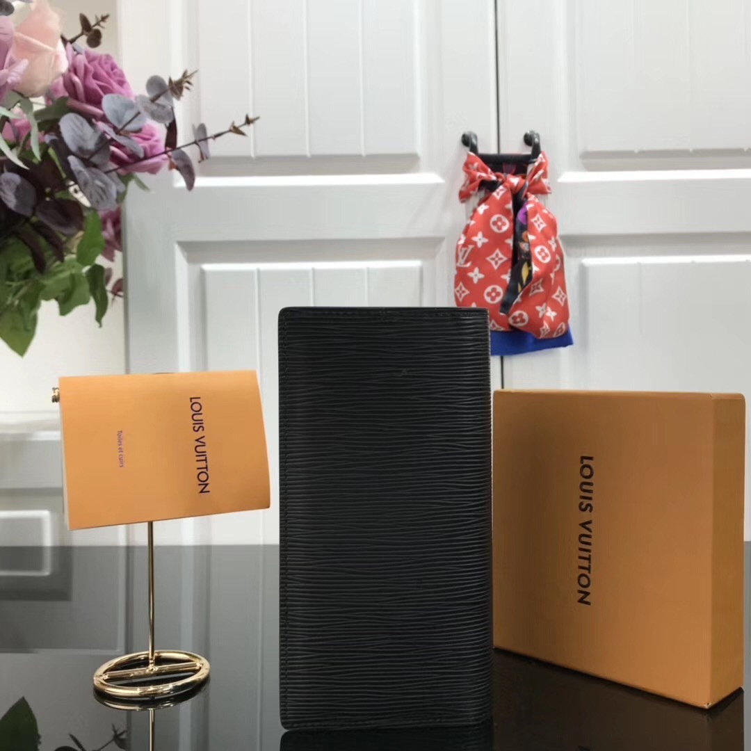 LV BRAZZAwallet M67910HL