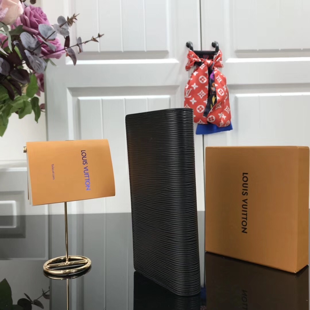 LV BRAZZAwallet M67910HL