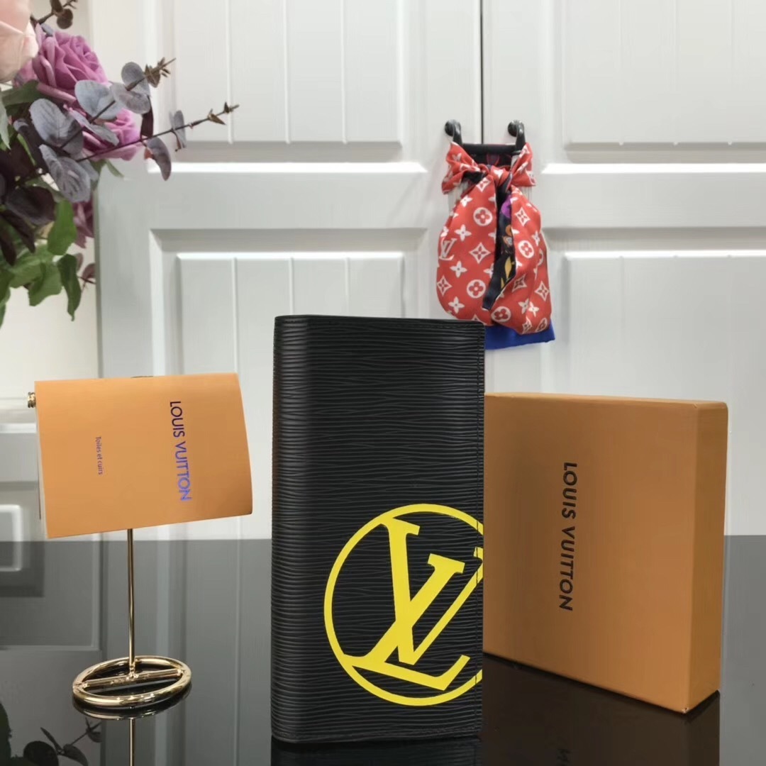 LV BRAZZAwallet M67910HL