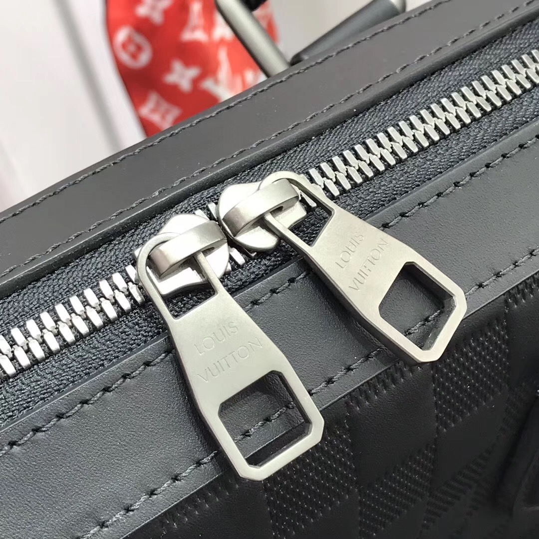LV BRIEFCASE N41490