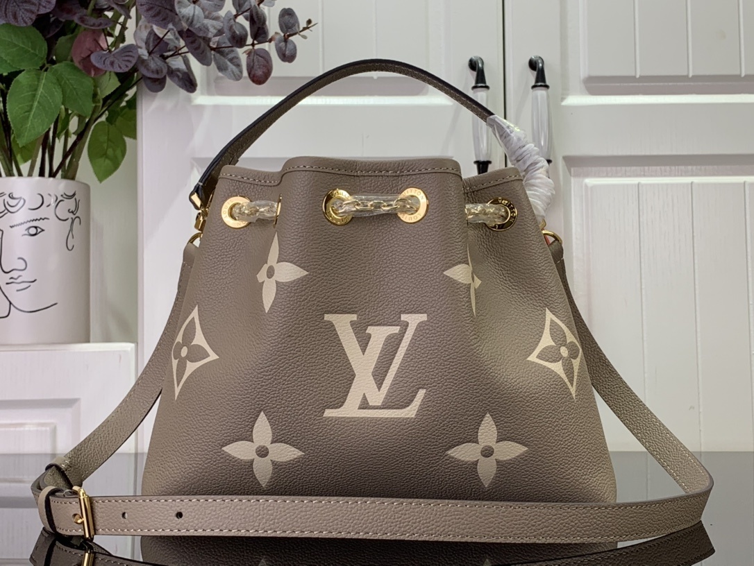 LV Bundle M46545
