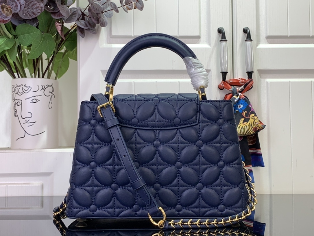 LV Capucines bb m25283