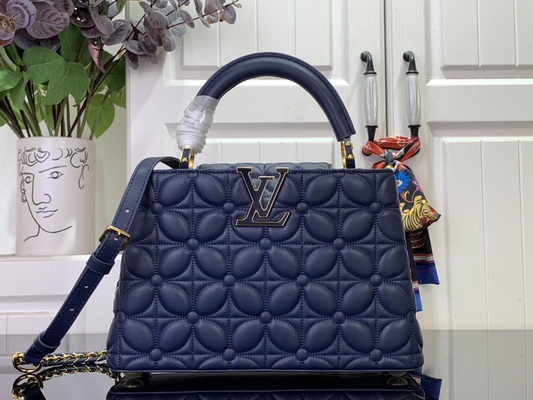 LV Capucines bb m25283