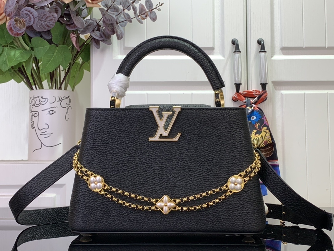 LV CAPUCINES m25903