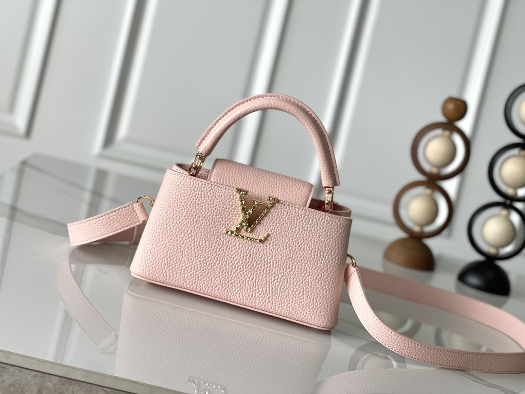 LV Capucines 4106A1 