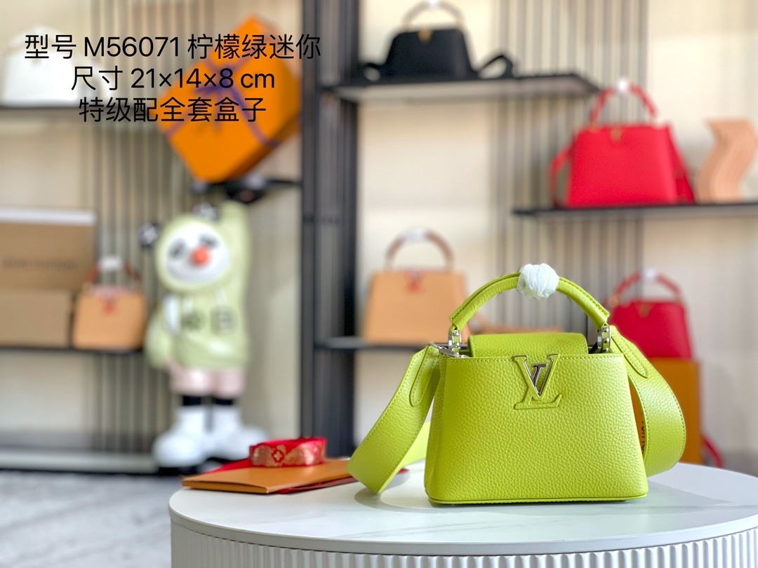 LV Capucines 4106A1 