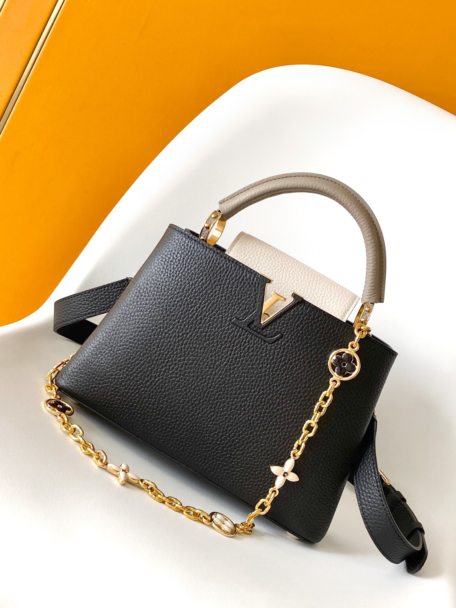 LV capucines bag 21202A 