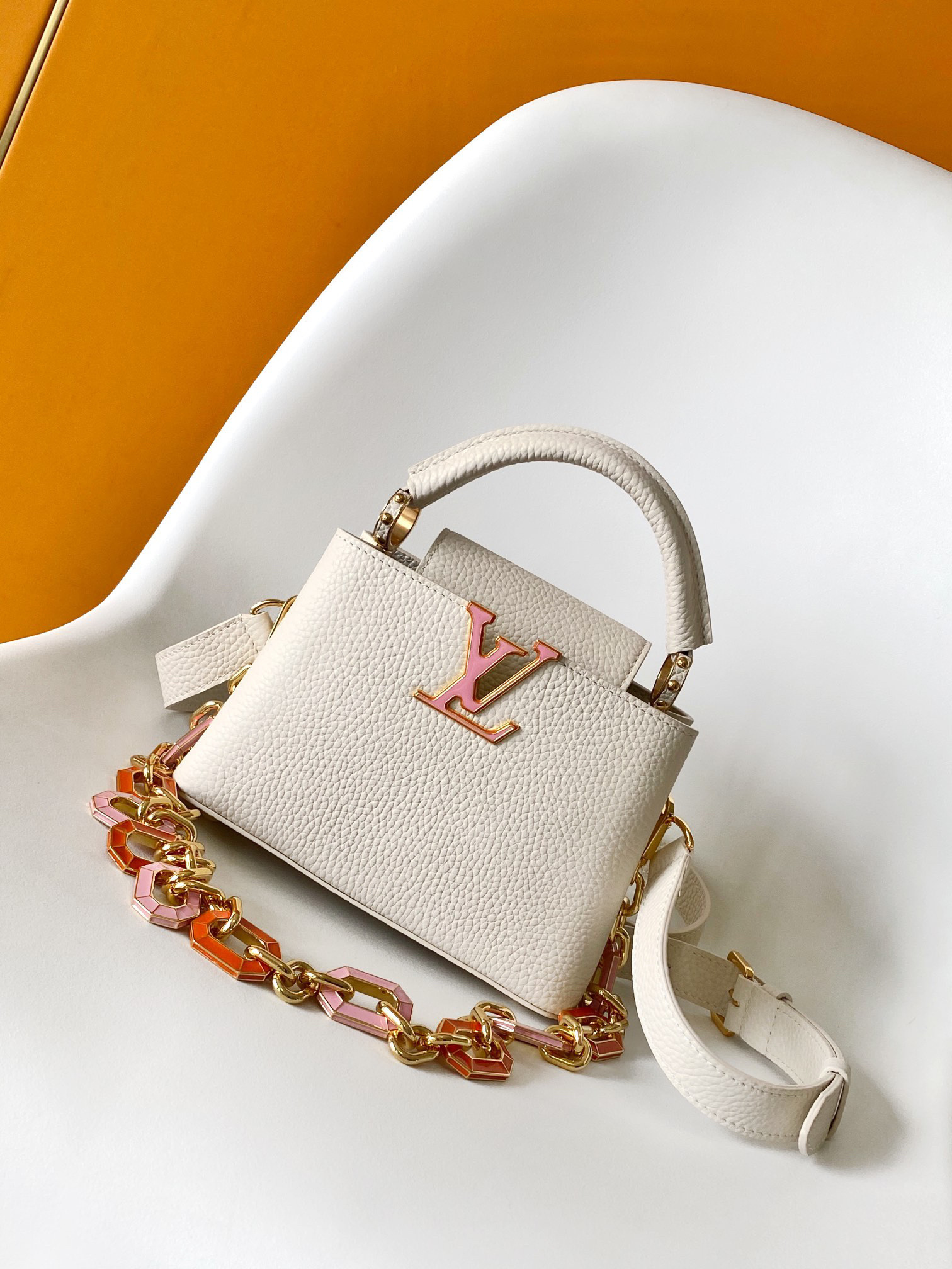 LV capucines bag 21202A 