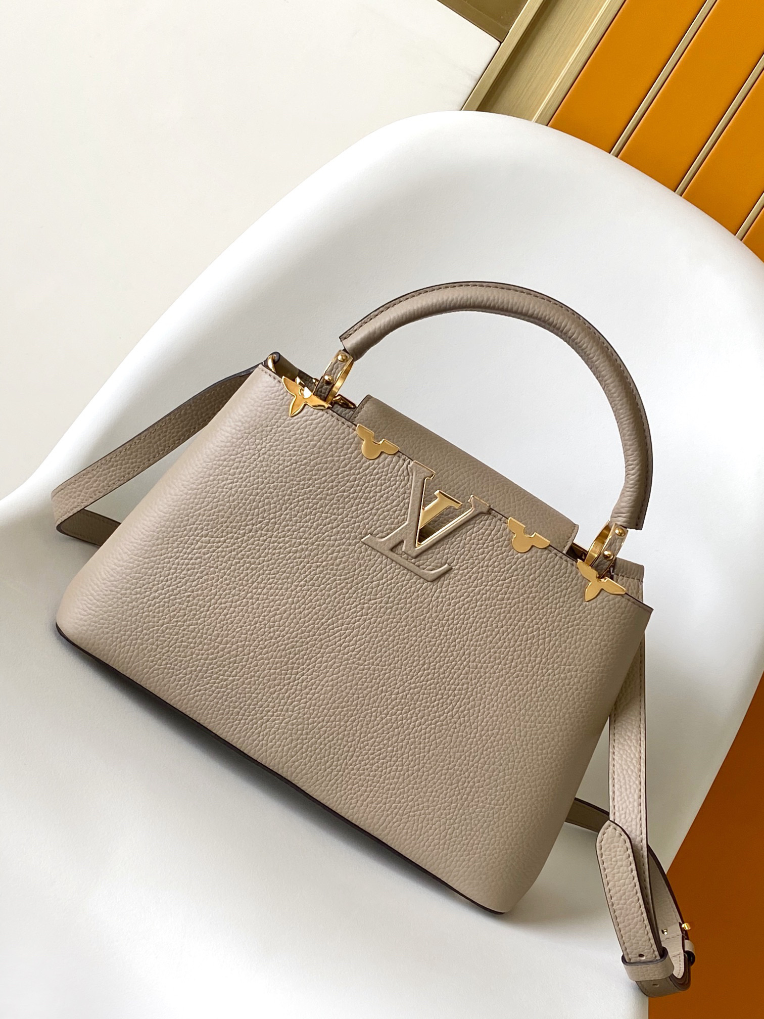 LV capucines bag 21202A 