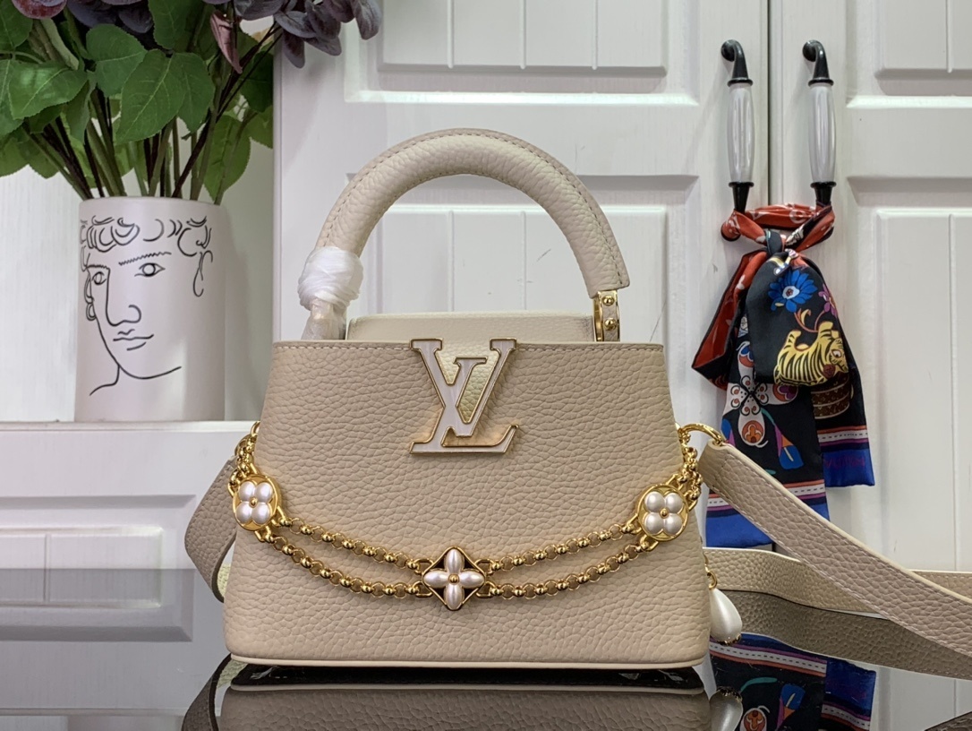 LV CAPUCINES BB m25461