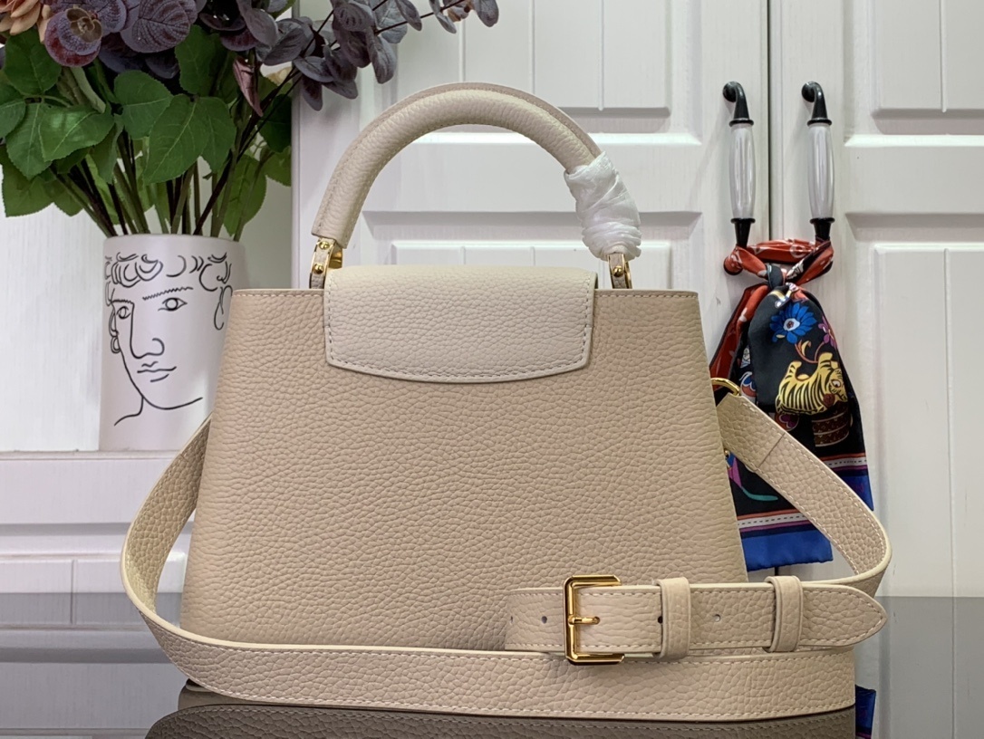 LV CAPUCINES BB m25461
