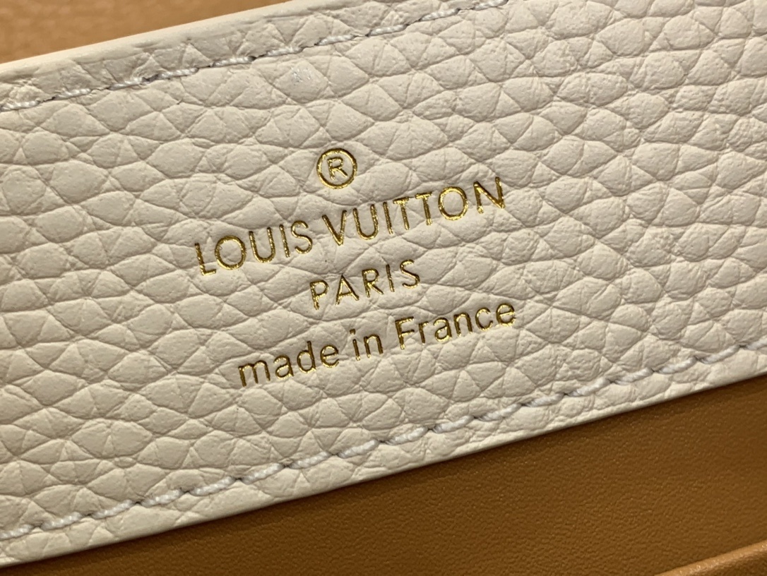 LV CAPUCINES BB m25466