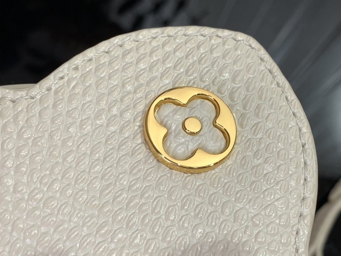 LV capucines bb m25611