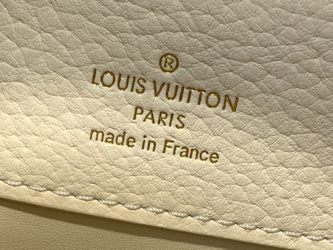 LV capucines bb m25611