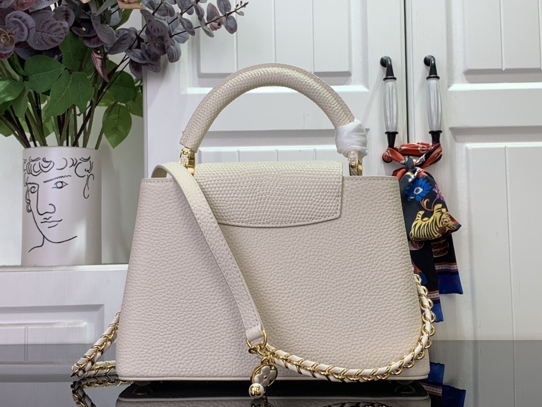 LV capucines bb m25611