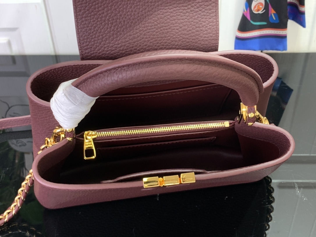 LV Capucines bb m25893