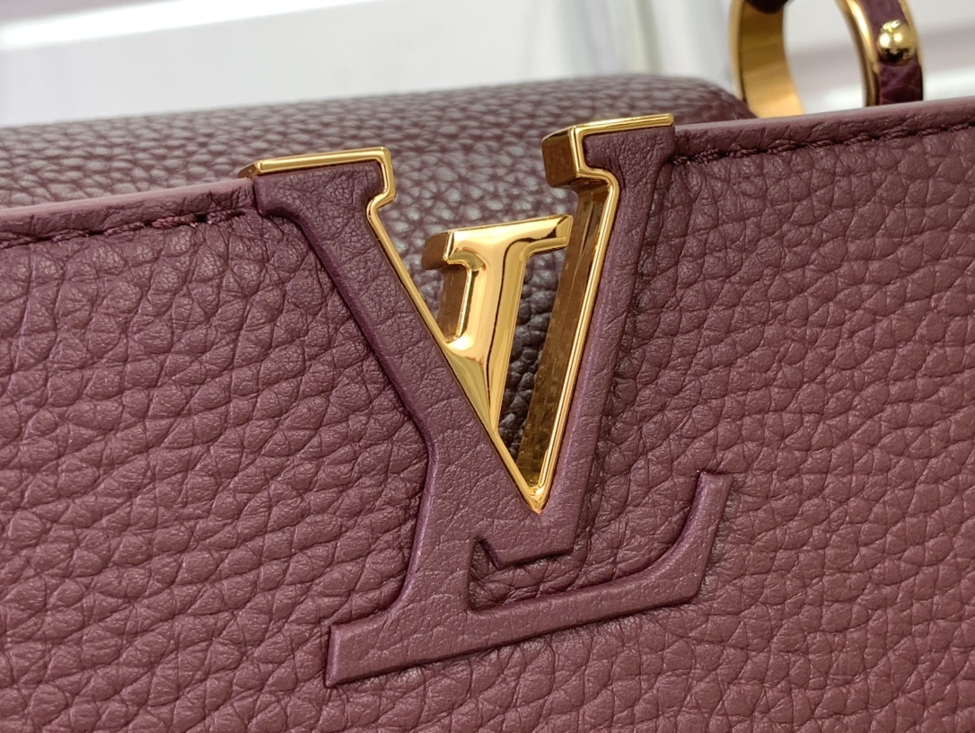 LV Capucines bb m25893