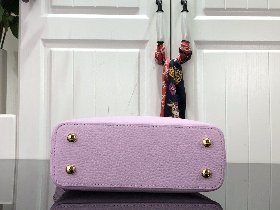 LV CAPUCINES BB M57671