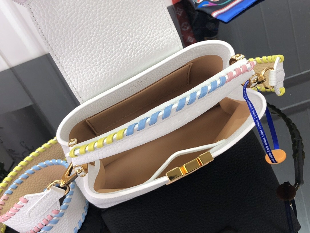 LV CAPUCINES BB M57671