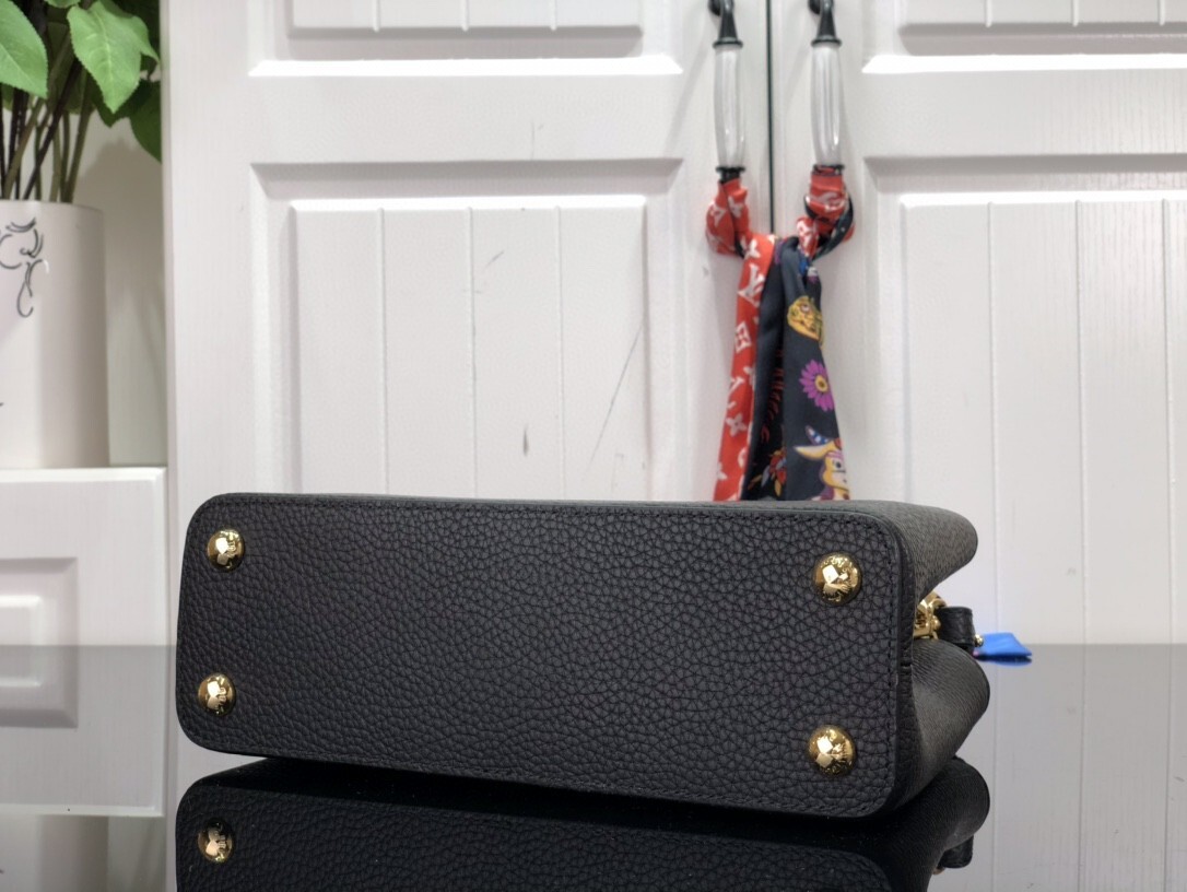 LV CAPUCINES BB M58732BB