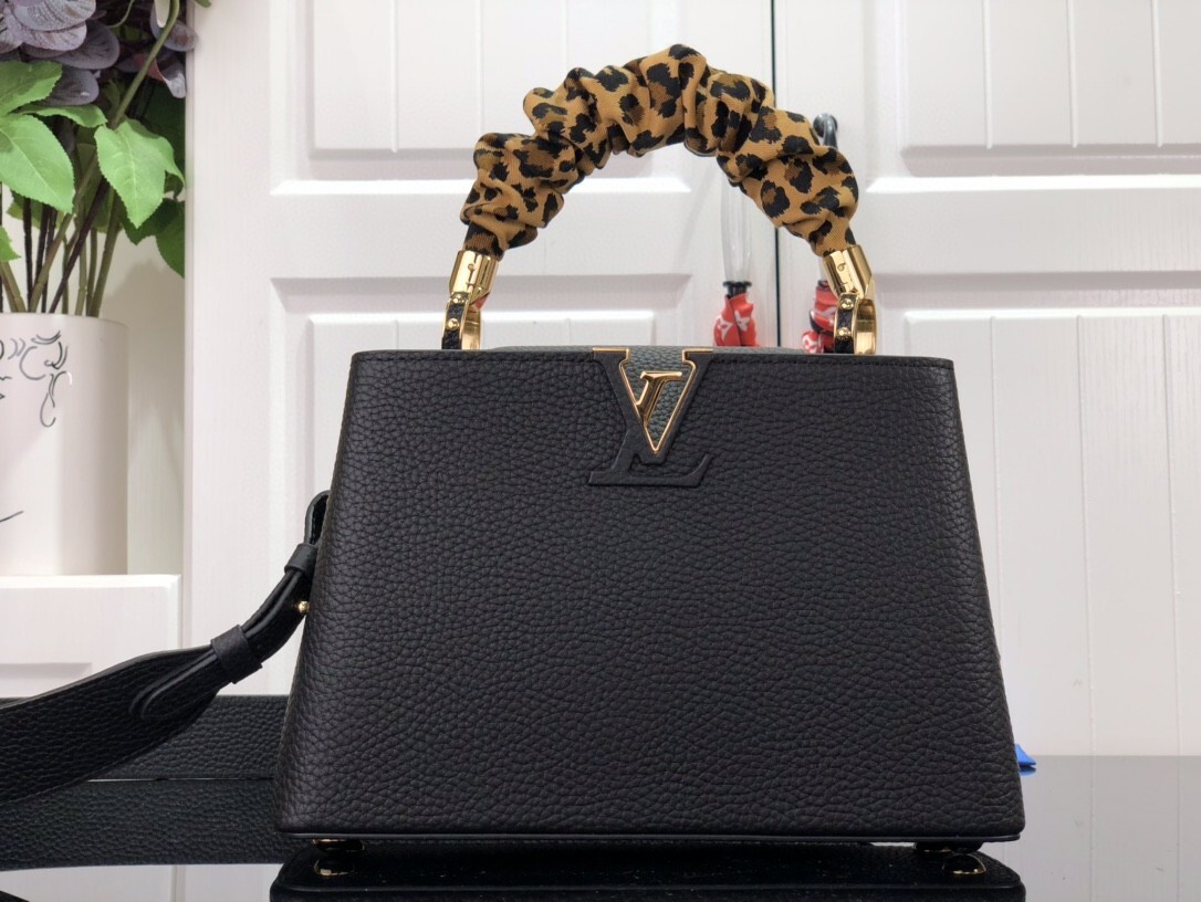 LV CAPUCINES BB M58732BB
