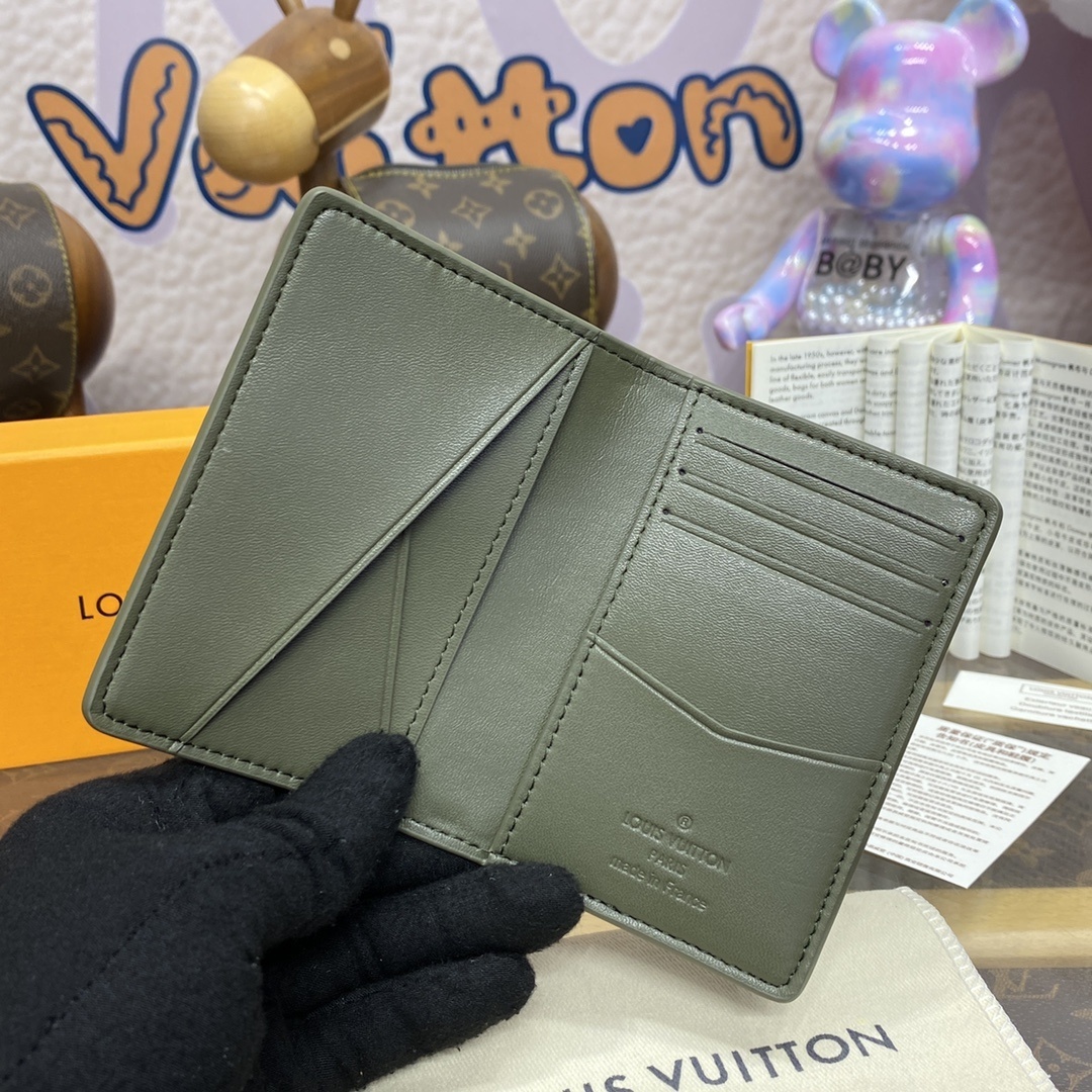 LV Card holder M12501