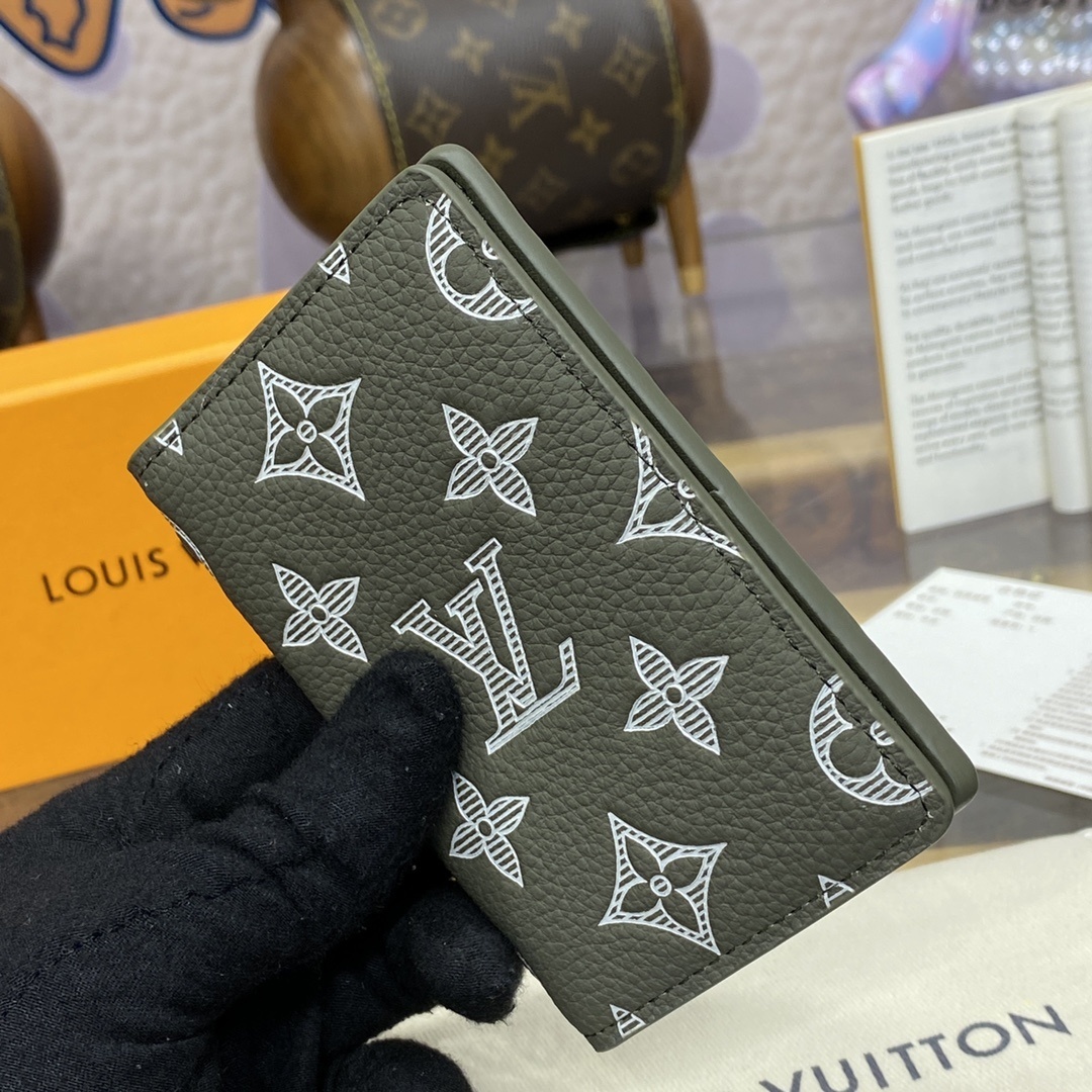 LV Card holder M12501