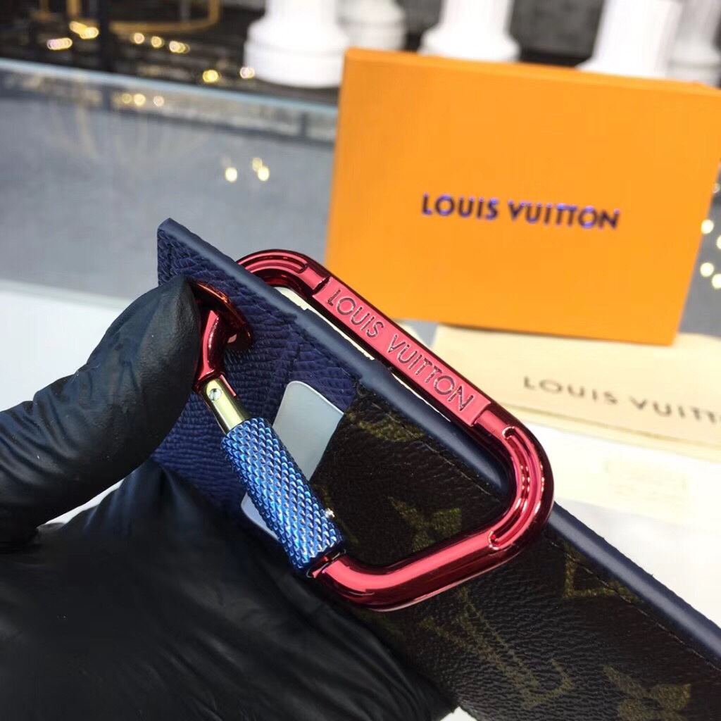 LV Card holder M60166J