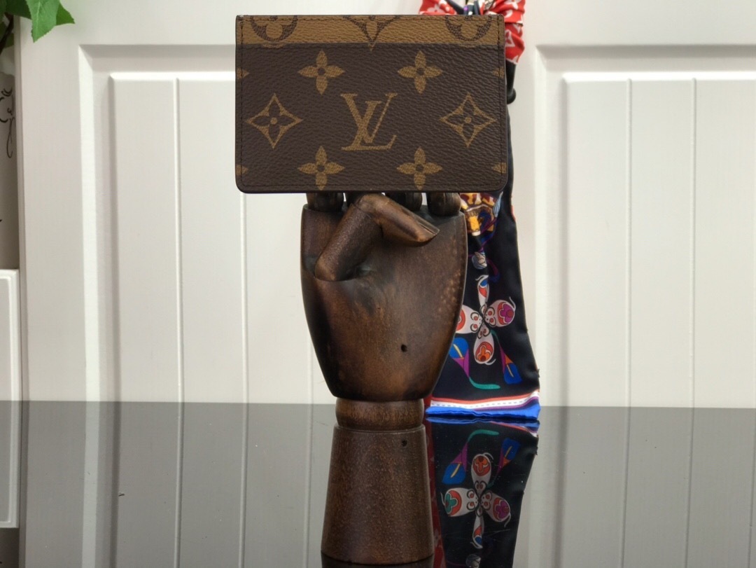LV Card Holder M61733
