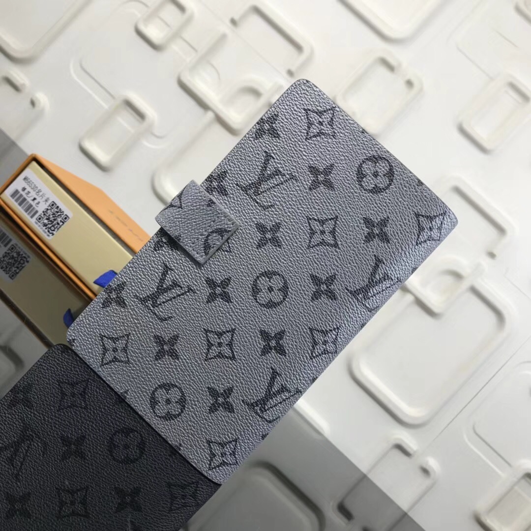 LV Card holder M66530