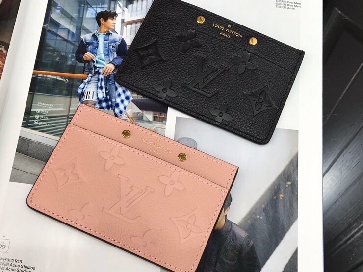 LV Card Holder M69171